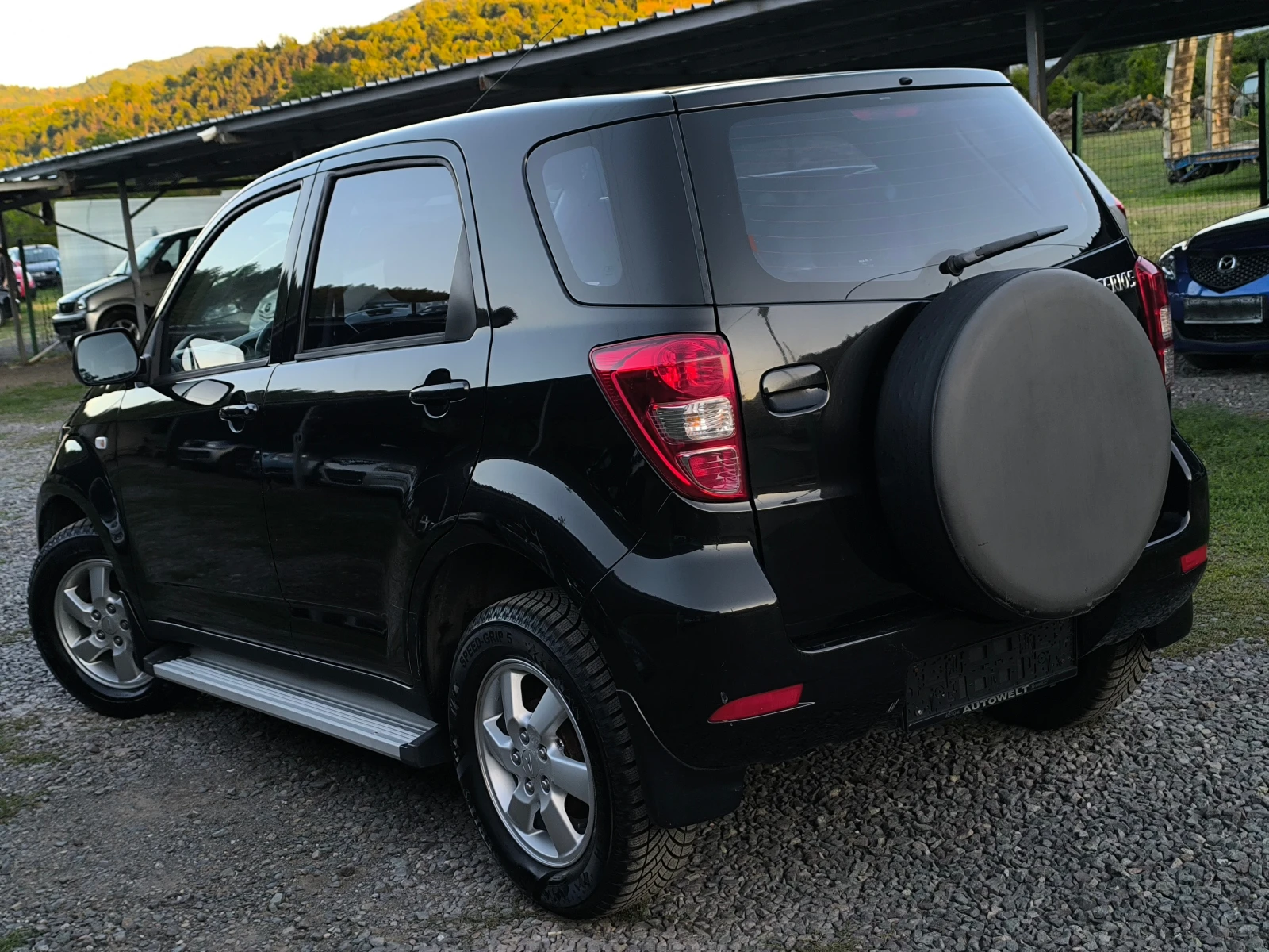 Daihatsu Terios FACE LIFT-1.5i-105кс-4х4-АВТОМАТИК-КЛИМАТИК-ТОП !! - изображение 5