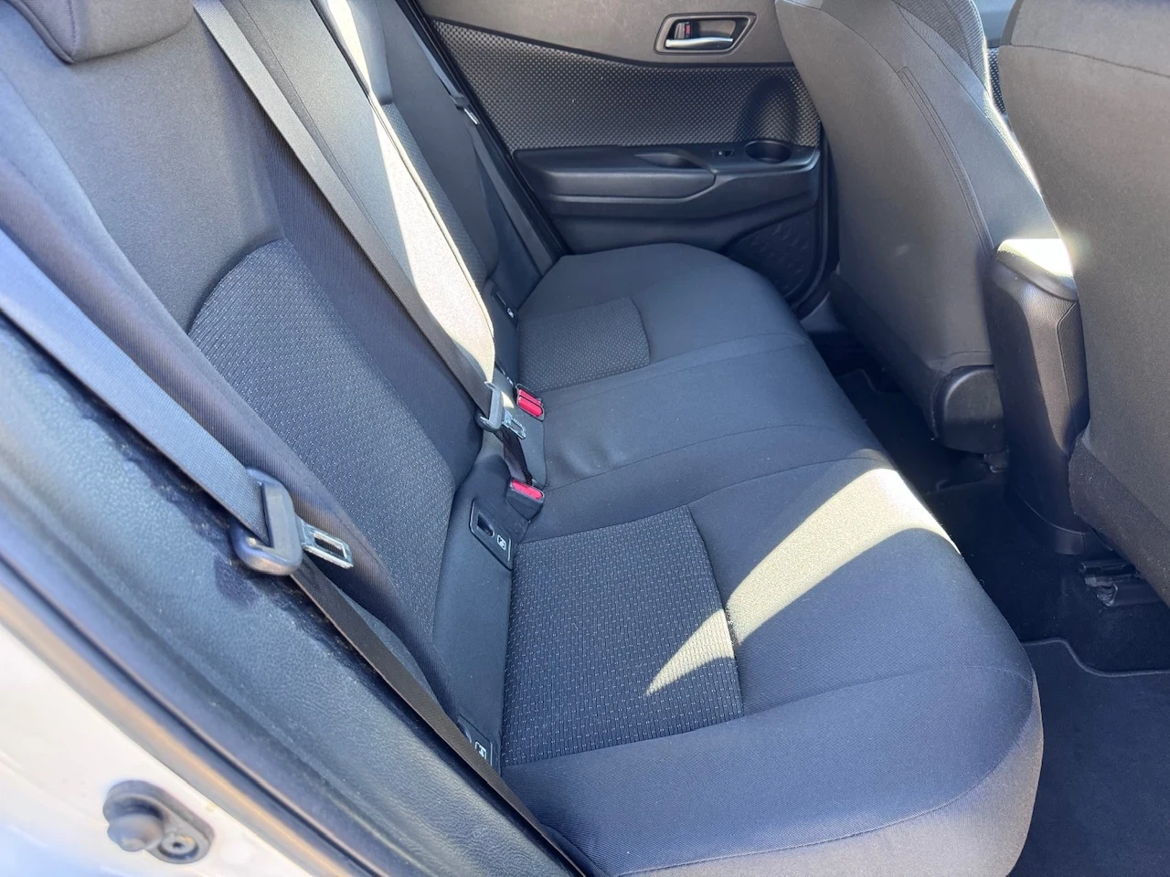 Toyota C-HR 1.8 Hybrid/�������� | Mobile.bg � ����������� 11