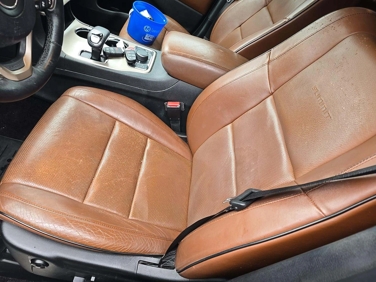 Jeep Grand cherokee 5.7 HEMI* SUMMIT* ОБДУХВАНЕ* ПОДГРЕВ* KEYLESS* H&K - изображение 9