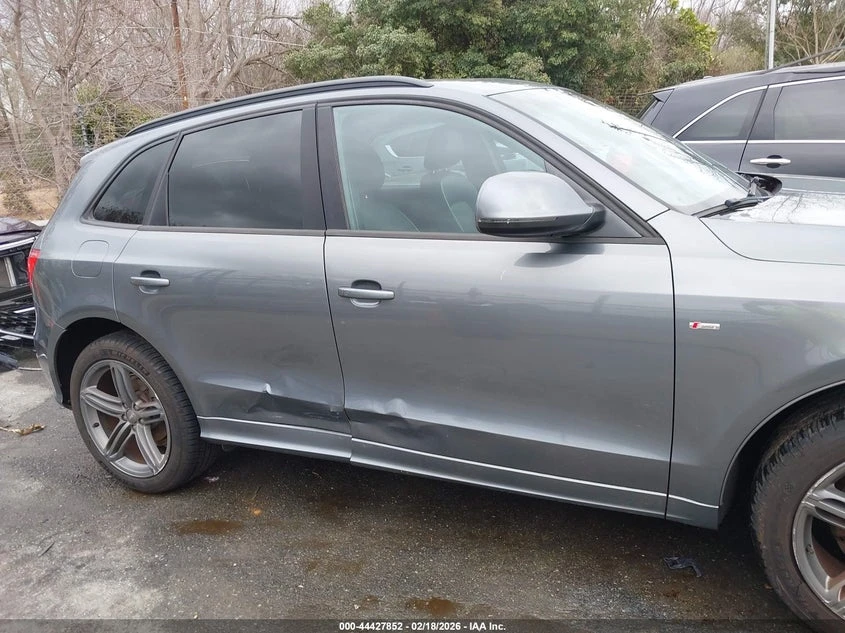 Audi Q5 3.2l 3.2 Premium Plus, снимка 13 - Автомобили и джипове - 53872131