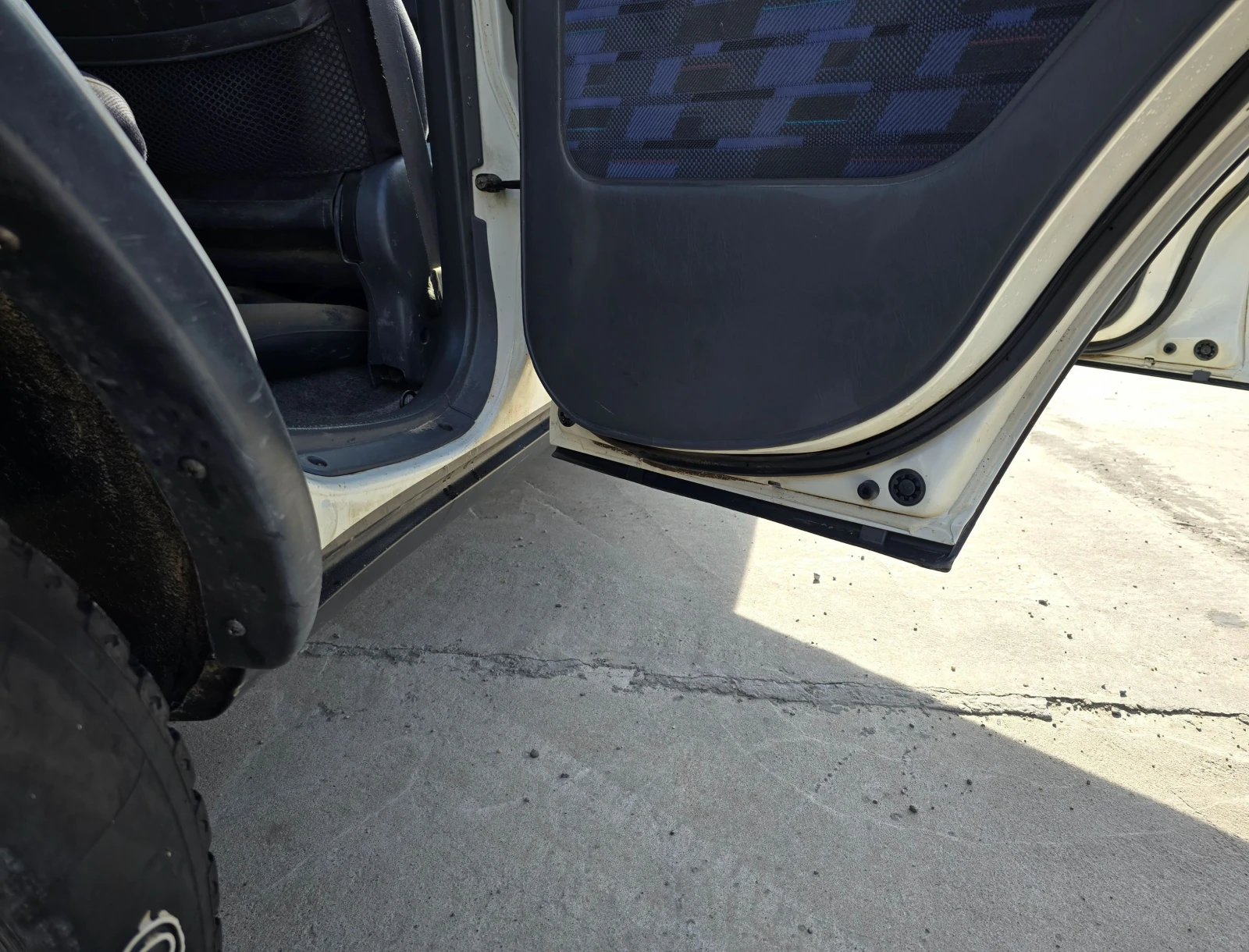 Toyota Rav4, снимка 11 - Автомобили и джипове - 53987543