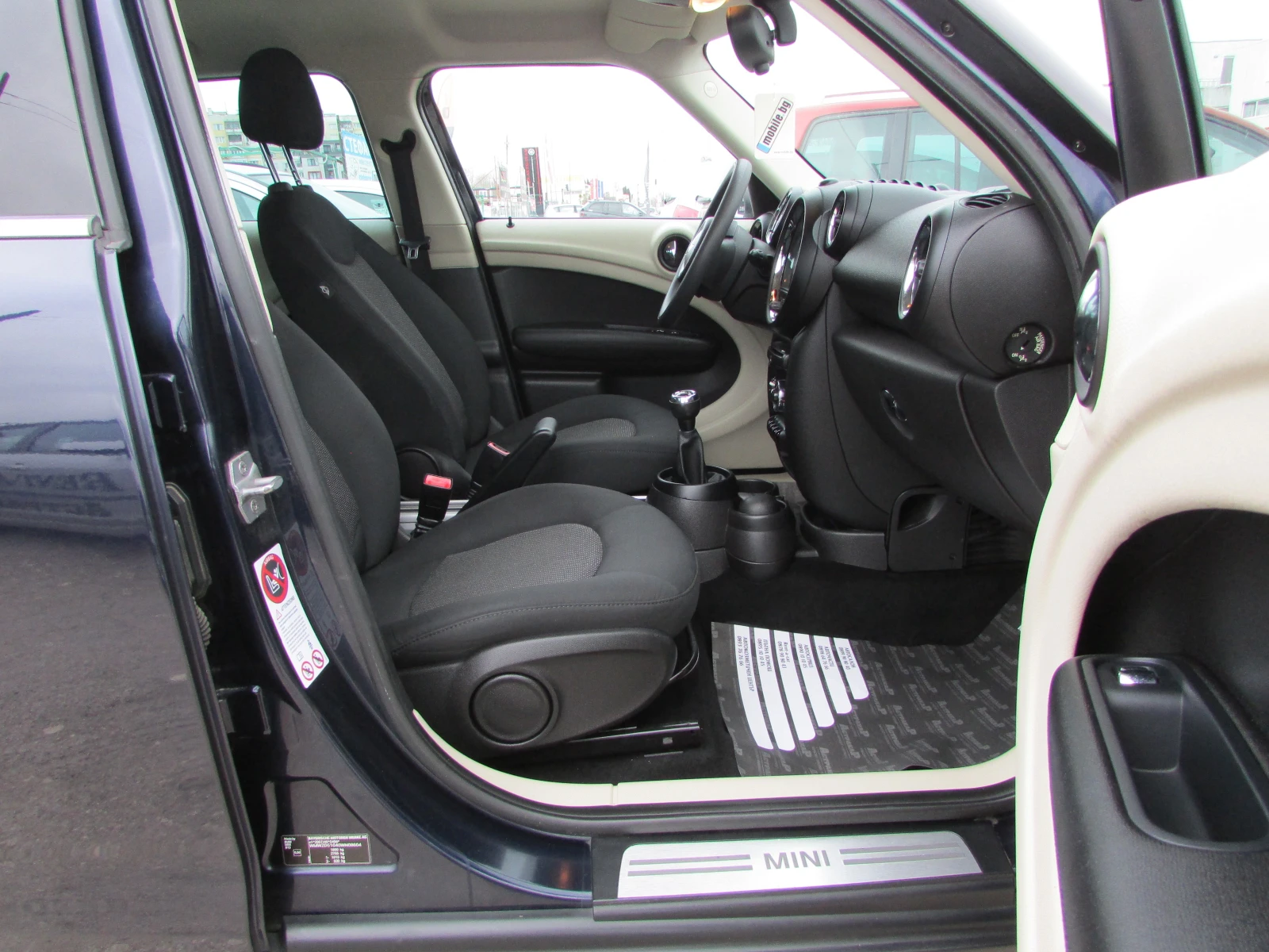 Mini Countryman ALL4 1.6D EURO5B, снимка 10 - Автомобили и джипове - 54008034