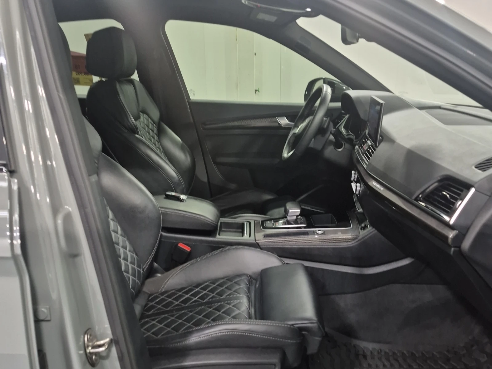 Audi SQ5 TECHNIK * HEAD UP * 360 CAMERA * CARFAX * , снимка 9 - Автомобили и джипове - 54272887