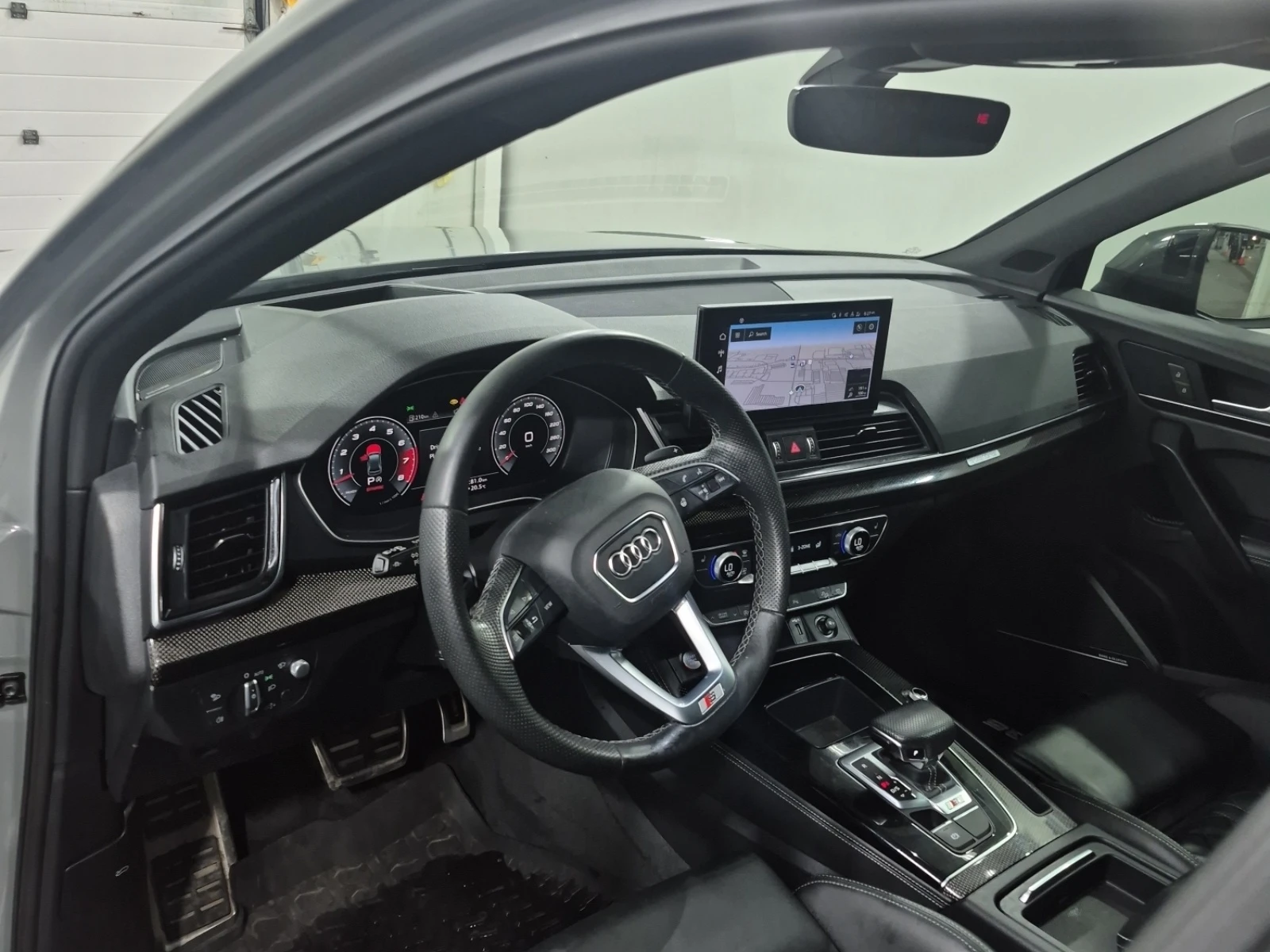 Audi SQ5 TECHNIK * HEAD UP * 360 CAMERA * CARFAX * , снимка 6 - Автомобили и джипове - 54272887