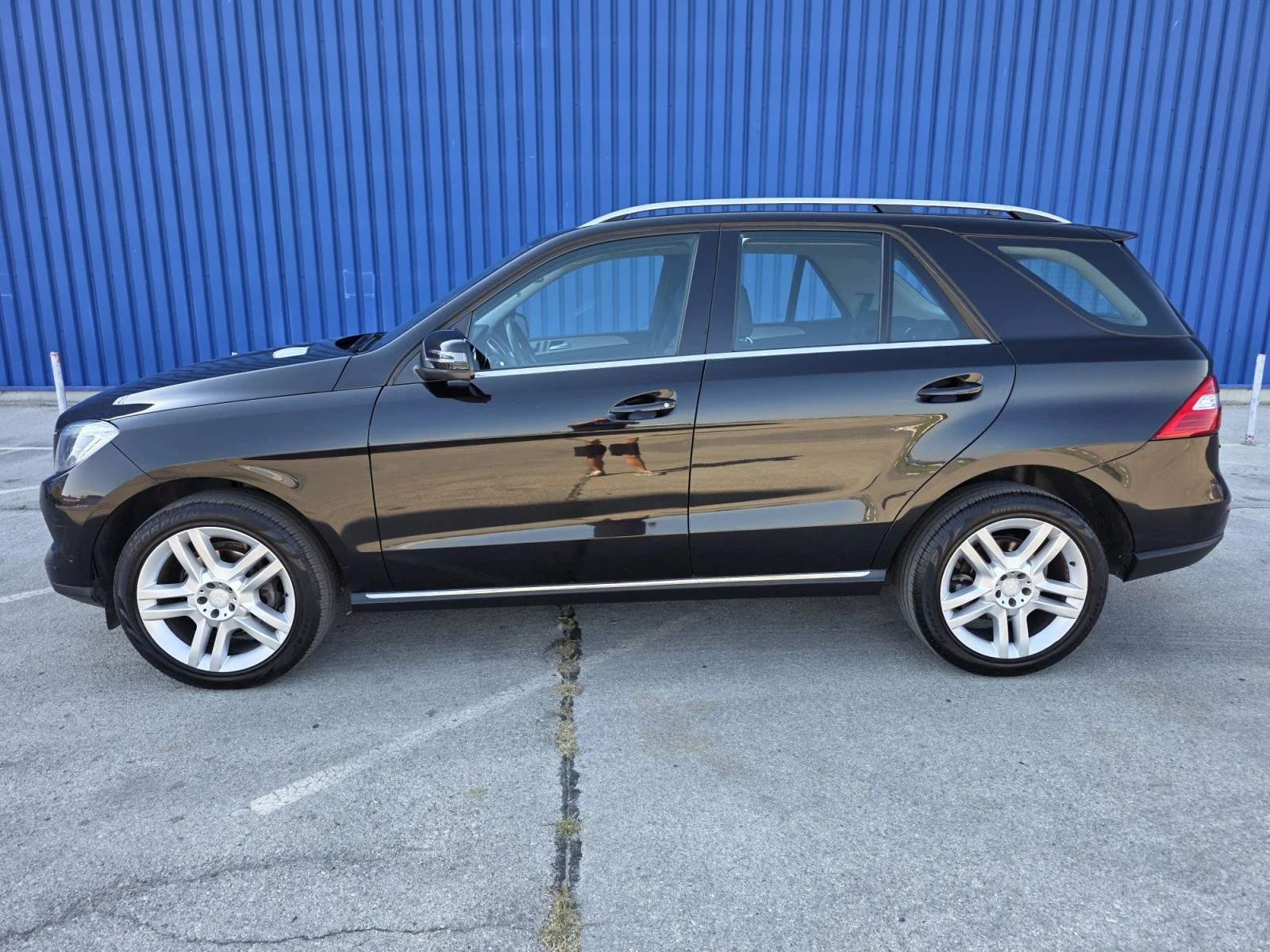 Mercedes-Benz ML 350 3, 0CDI-258kc BLUETEC  4MATIC, снимка 2 - Автомобили и джипове - 54386328