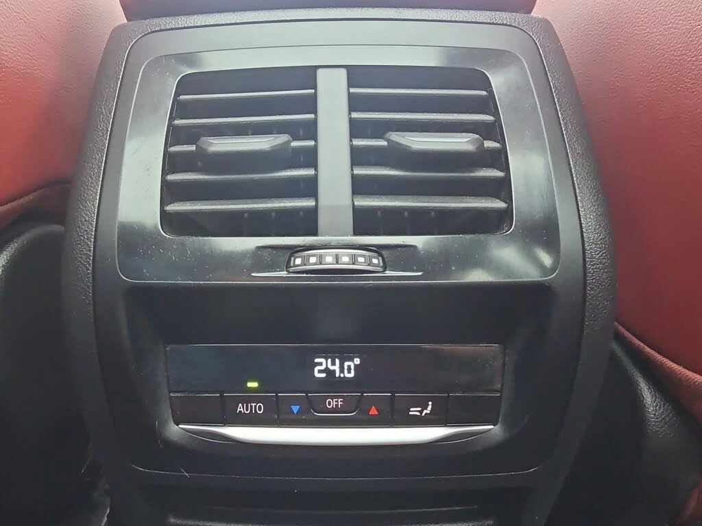 BMW X3 АвтоКредит* (ЦЕНА ДО БГ), снимка 16 - Автомобили и джипове - 54415527