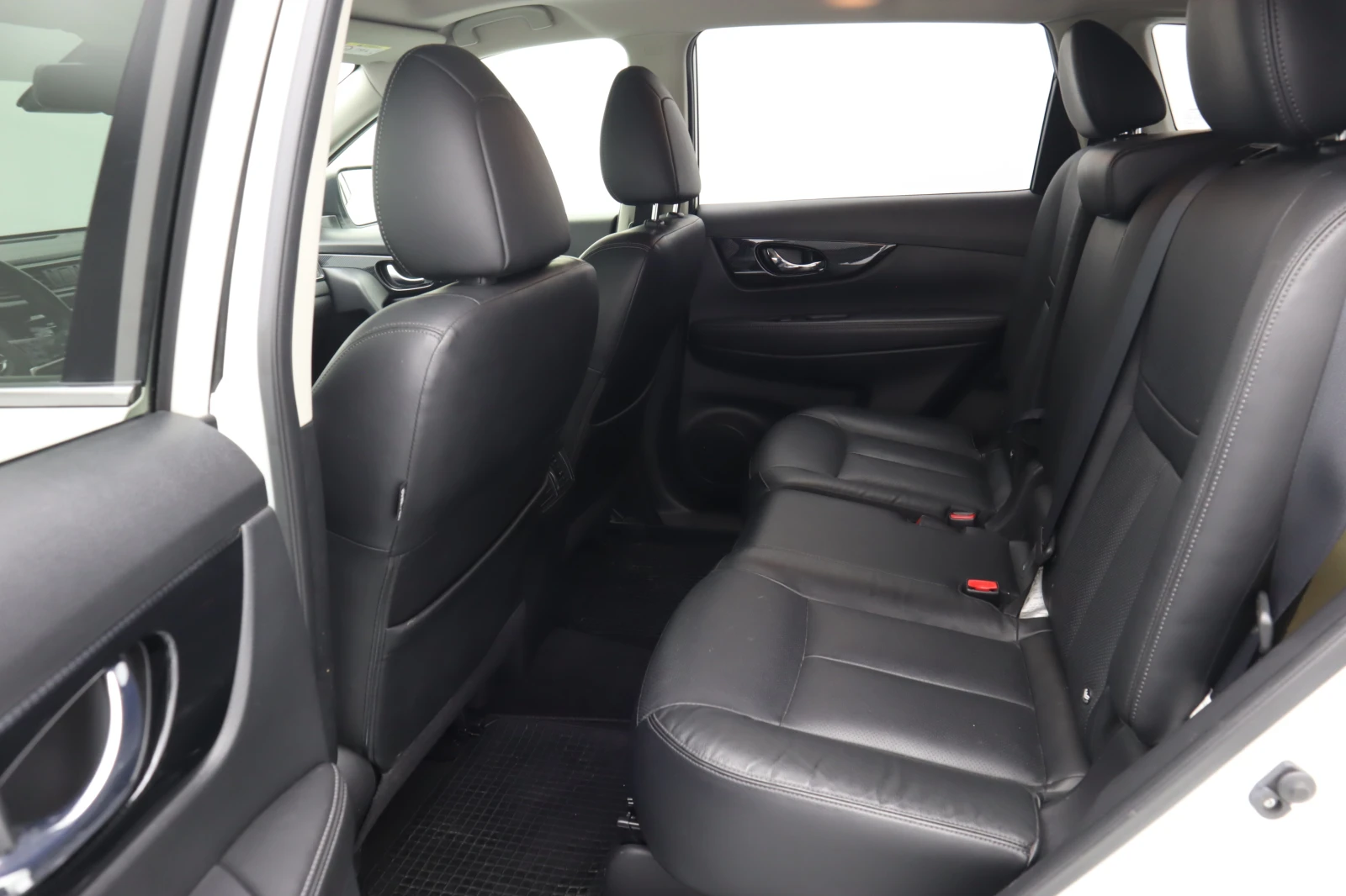 Nissan X-trail 6+ 1 | Mobile.bg � ����������� 10