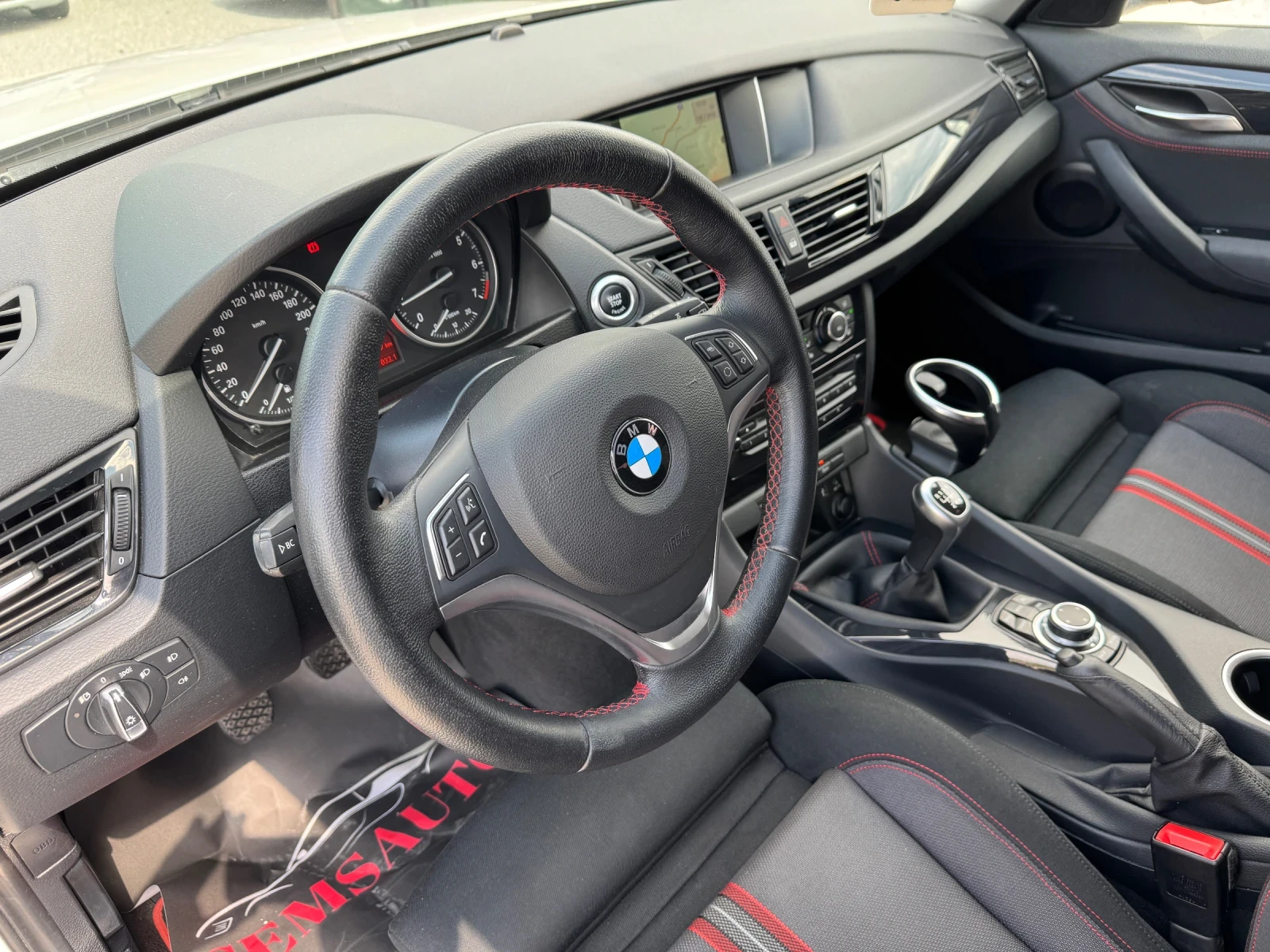 BMW X1 2.0i SDRIVE* BI-XENON* 6СК* NAVI, снимка 11 - Автомобили и джипове - 54739668