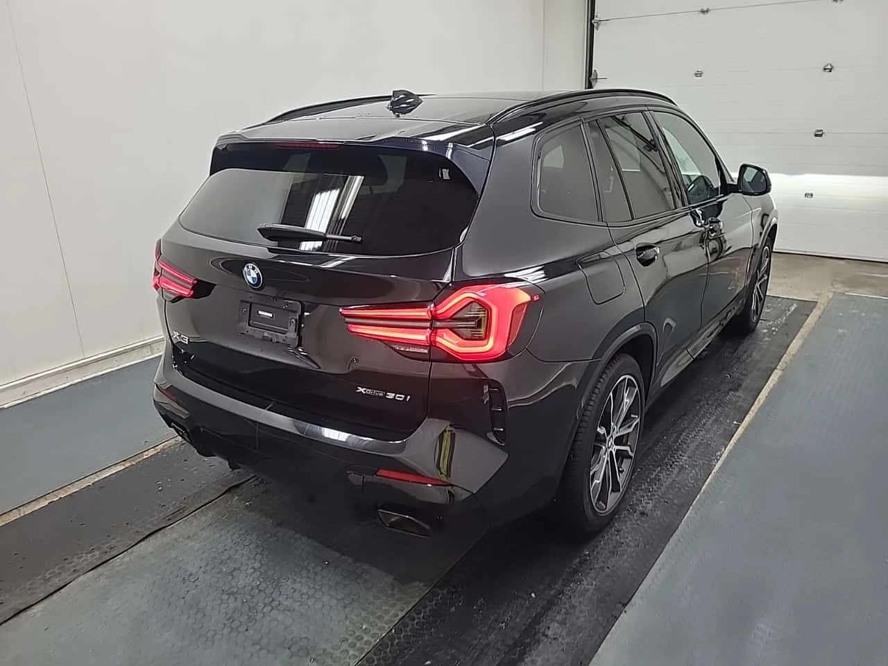 BMW X3  XDRIVE30I | M-PACK | ЦЕНА ДО БЪЛГАРИЯ | АМБИЕНТ |, снимка 3 - Автомобили и джипове - 55301303