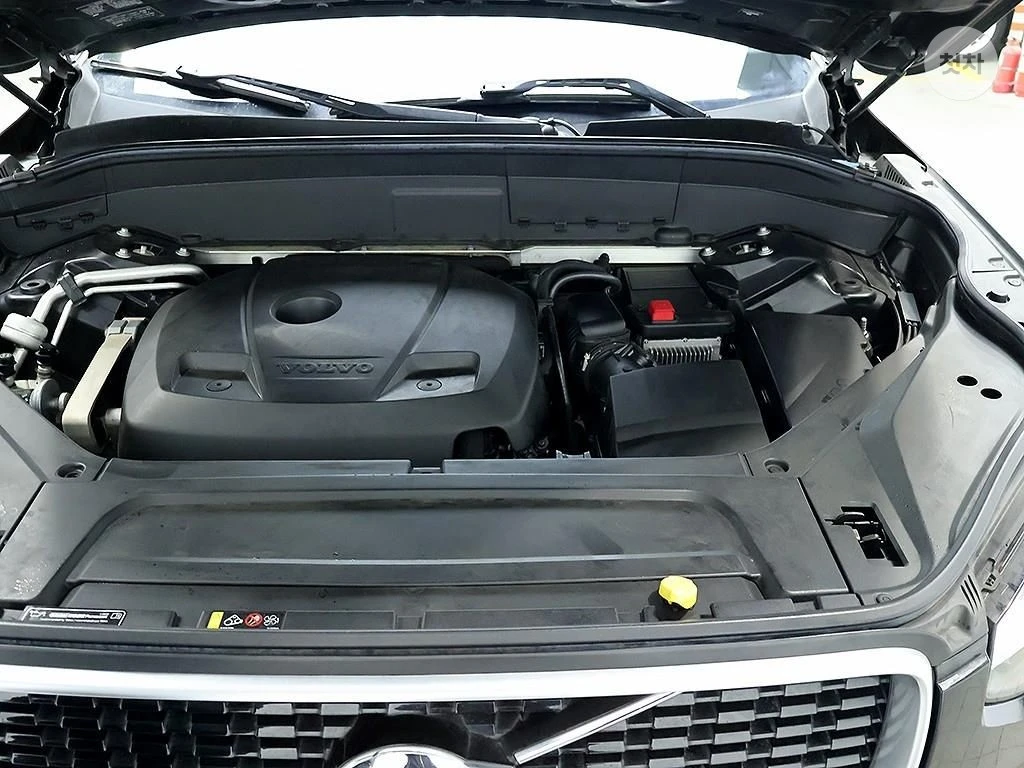 Volvo Xc90 T6 AWD R-DESIGN HEAD UP FULL, снимка 5 - Автомобили и джипове - 55661465