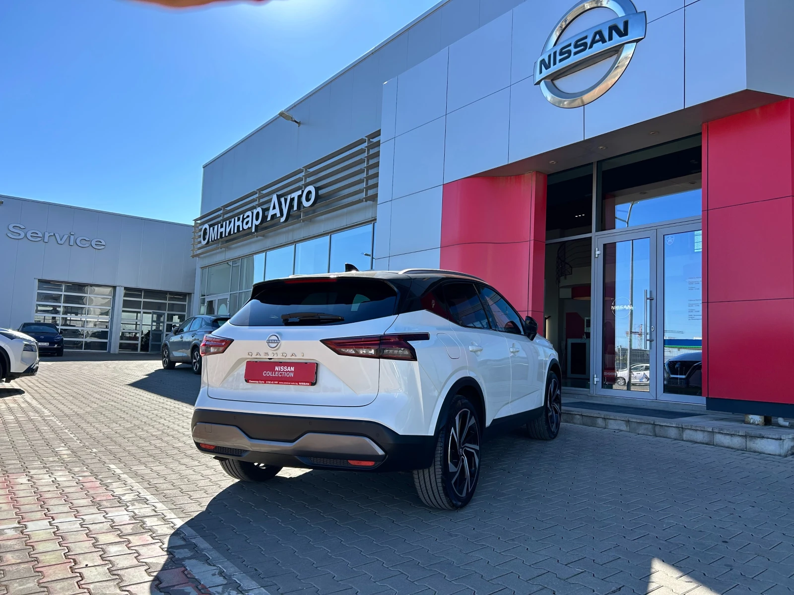 Nissan Qashqai 1.3 Tekna Plus A/T, снимка 3 - Автомобили и джипове - 56517157