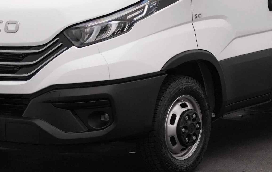 Iveco Daily 35C21* HI-MATIC* MAXI XXL* 5.20m* НОВ* N1, снимка 15 - Бусове и автобуси - 55052387
