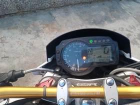 Suzuki Gsr 750, снимка 5