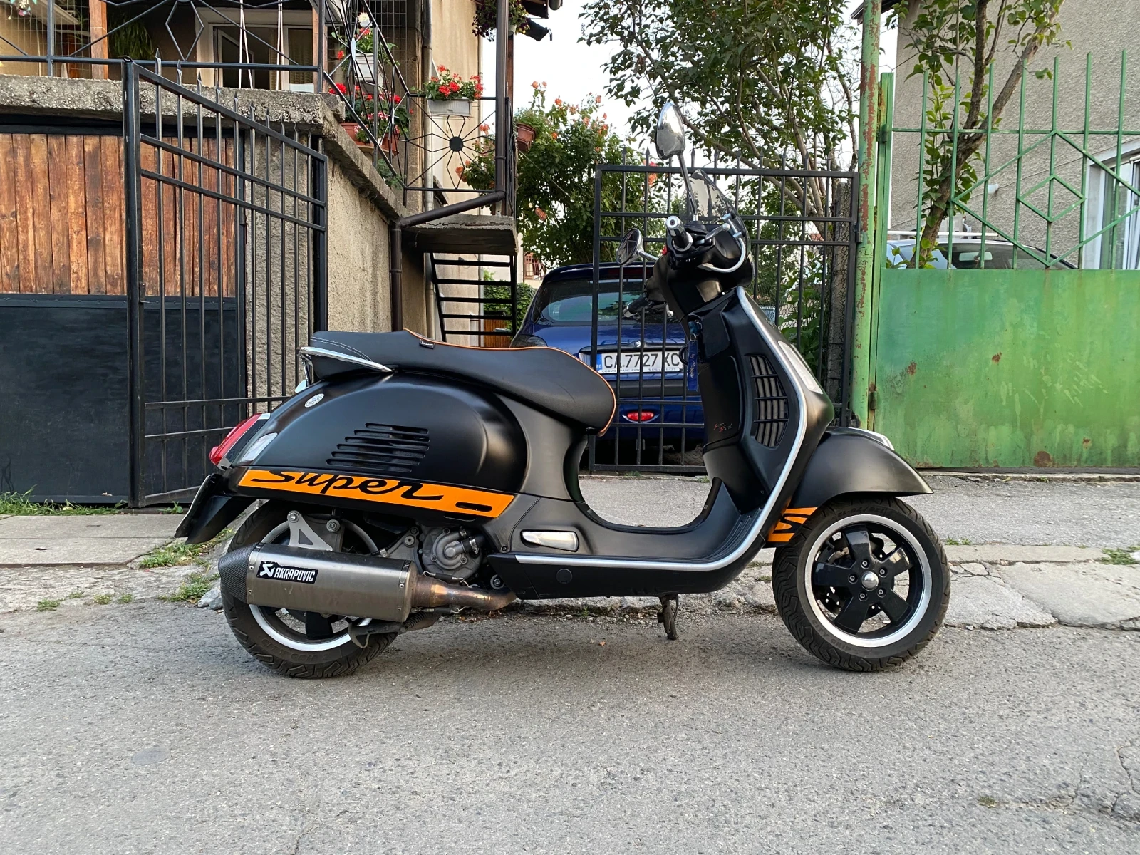 Vespa GTS Акрапович, снимка 5 - Мотоциклети и мототехника - 55879658