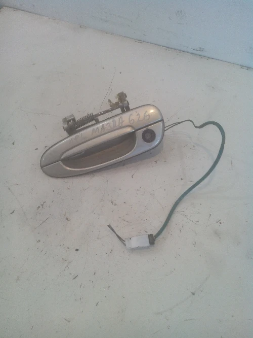 Дръжка врата предна лява външна Мазда 626