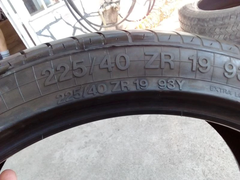 Гуми Летни 245/35R19, снимка 5 - Гуми и джанти - 18579653