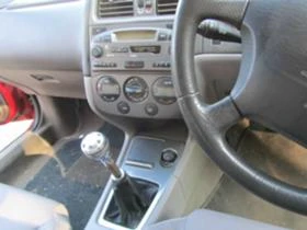 Nissan Primera 1,8 НА ЧАСТИ, снимка 10