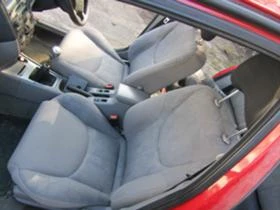 Nissan Primera 1,8 НА ЧАСТИ, снимка 8