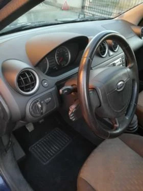 Ford Fiesta  На части, снимка 10