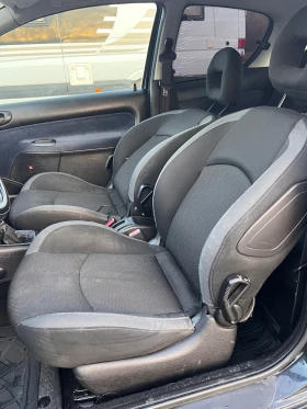 Peugeot 206 1.6i - 1000 € / 1955.83 лв. - 23220744 7