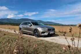 Volvo V60 T6 Inscription  - 25000 € / 48895.75 лв. - 85896657 2
