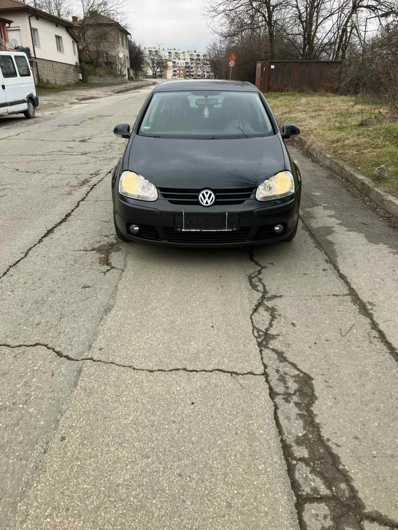 VW Golf 5, снимка 1 - Автомобили и джипове - 48260031