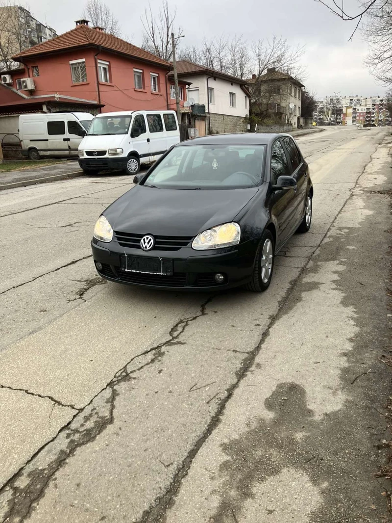 VW Golf 5, снимка 2 - Автомобили и джипове - 48260031