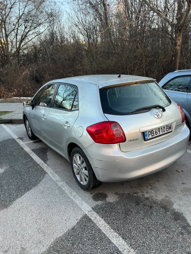 Toyota Auris, снимка 2 - Автомобили и джипове - 48733330