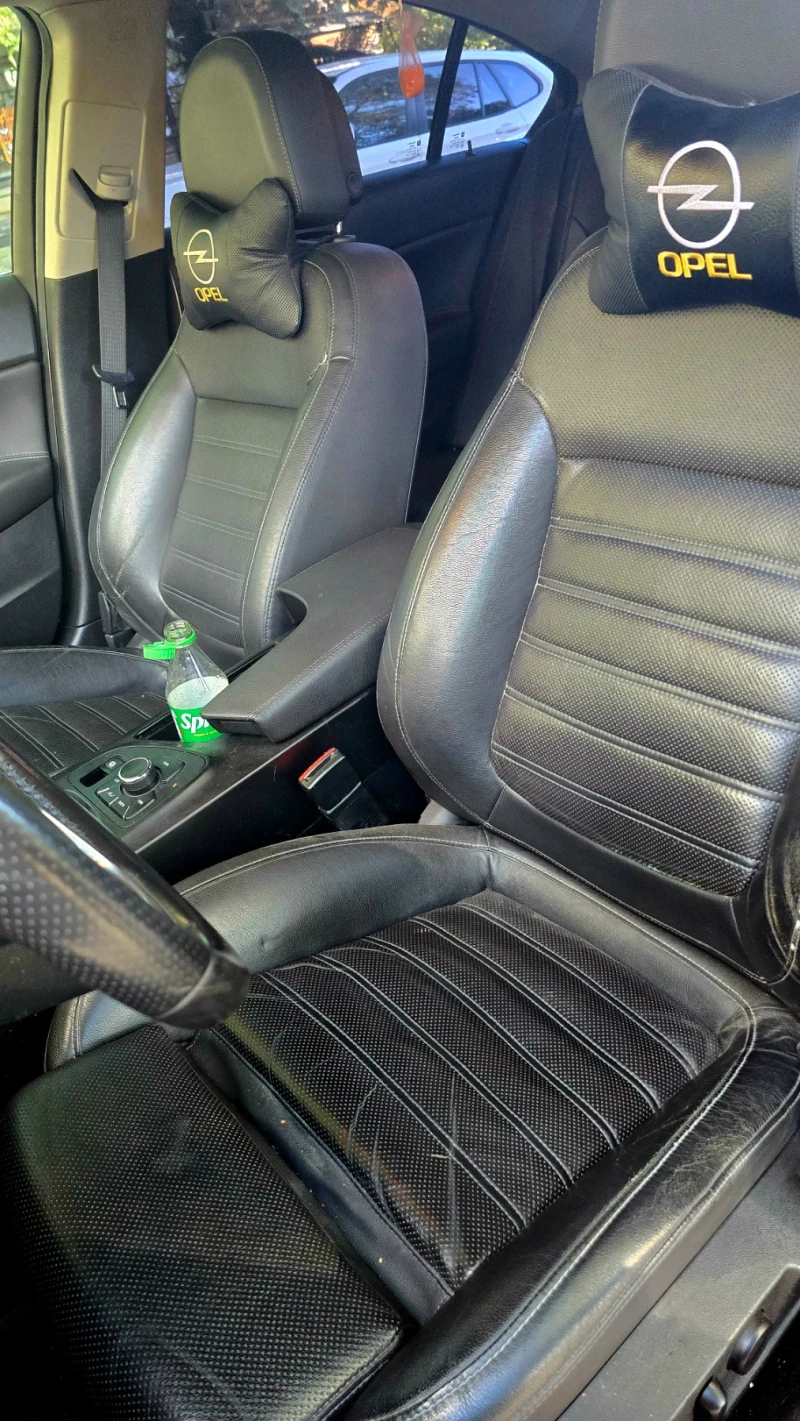 Opel Insignia OPC line, снимка 11 - Автомобили и джипове - 51570973