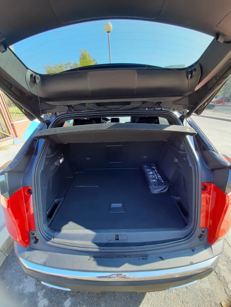 Peugeot 3008 1.5 Blue-HDi GT-Line, нов внос, сервизна книжка, снимка 10 - Автомобили и джипове - 52604247