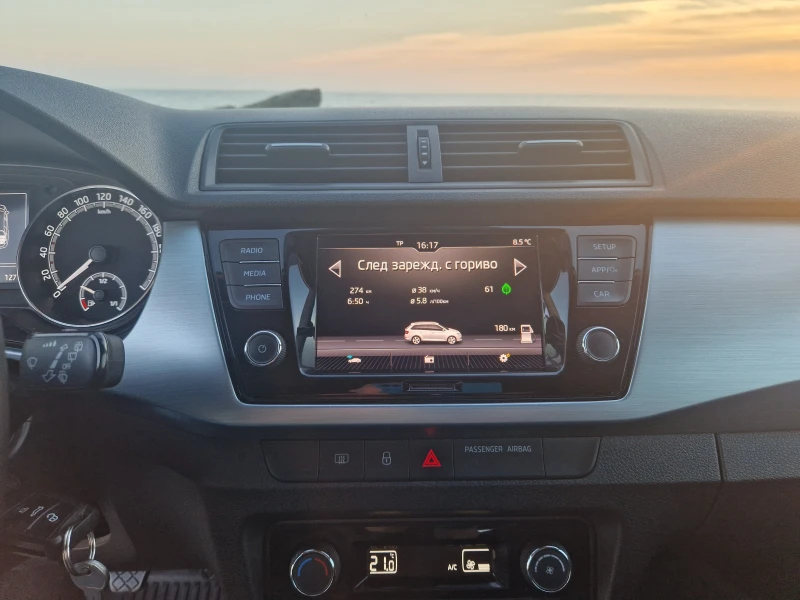 Skoda Fabia, снимка 11 - Автомобили и джипове - 52842817