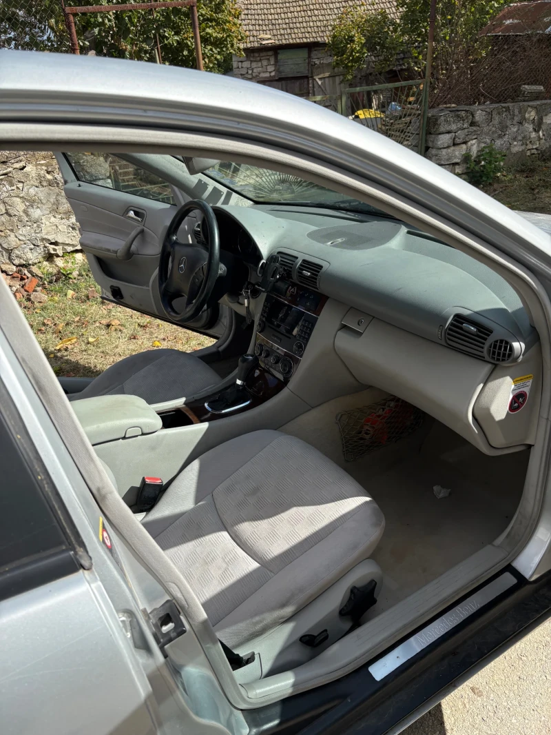 Mercedes-Benz C 200 CDI, снимка 6 - Автомобили и джипове - 53185619