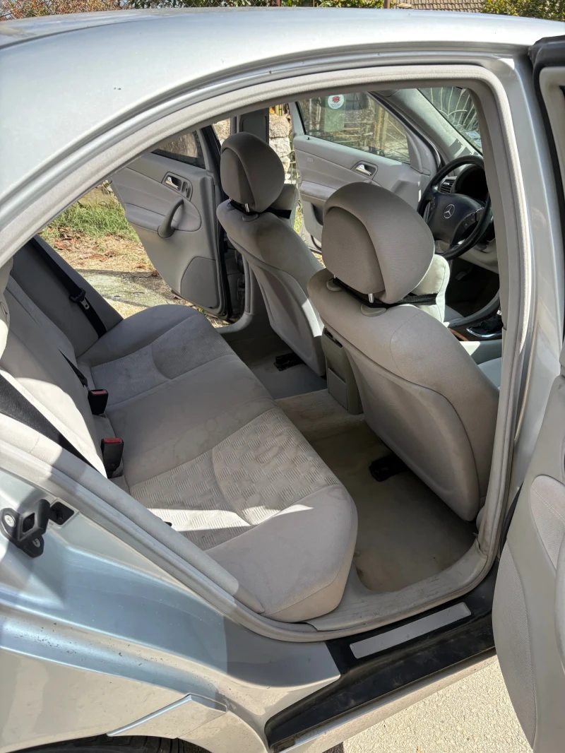 Mercedes-Benz C 200 CDI, снимка 7 - Автомобили и джипове - 53185619