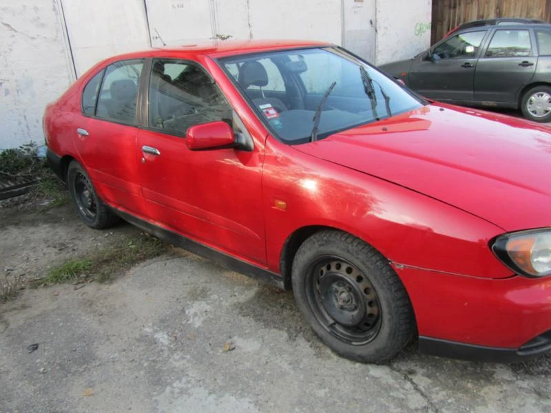 Nissan Primera 1,8 НА ЧАСТИ, снимка 3 - Автомобили и джипове - 46049234