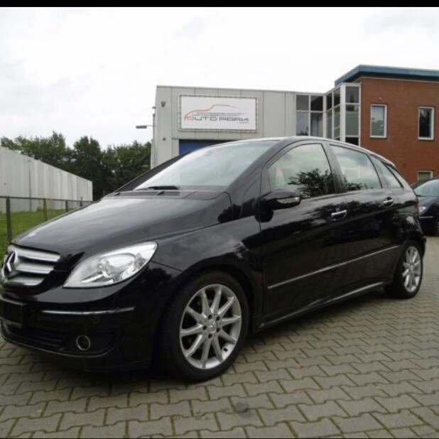 Mercedes-Benz B 200 B200 CDI НА ЧАСТИ, снимка 1 - Автомобили и джипове - 38409326