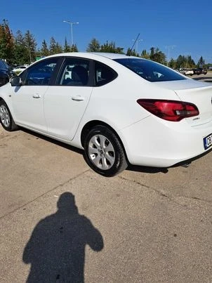 Opel Astra 1.4i Automat - ПРОМО, снимка 5 - Автомобили и джипове - 46748230