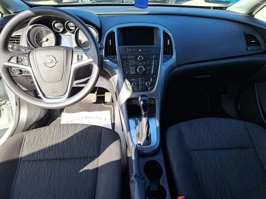 Opel Astra 1.4i Automat - ПРОМО, снимка 8 - Автомобили и джипове - 46748230