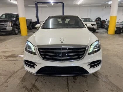 Mercedes-Benz S 560 AMG Line * HeadUp * AвтоКредит * (ЦЕНА ДО БГ), снимка 2 - Автомобили и джипове - 53987291