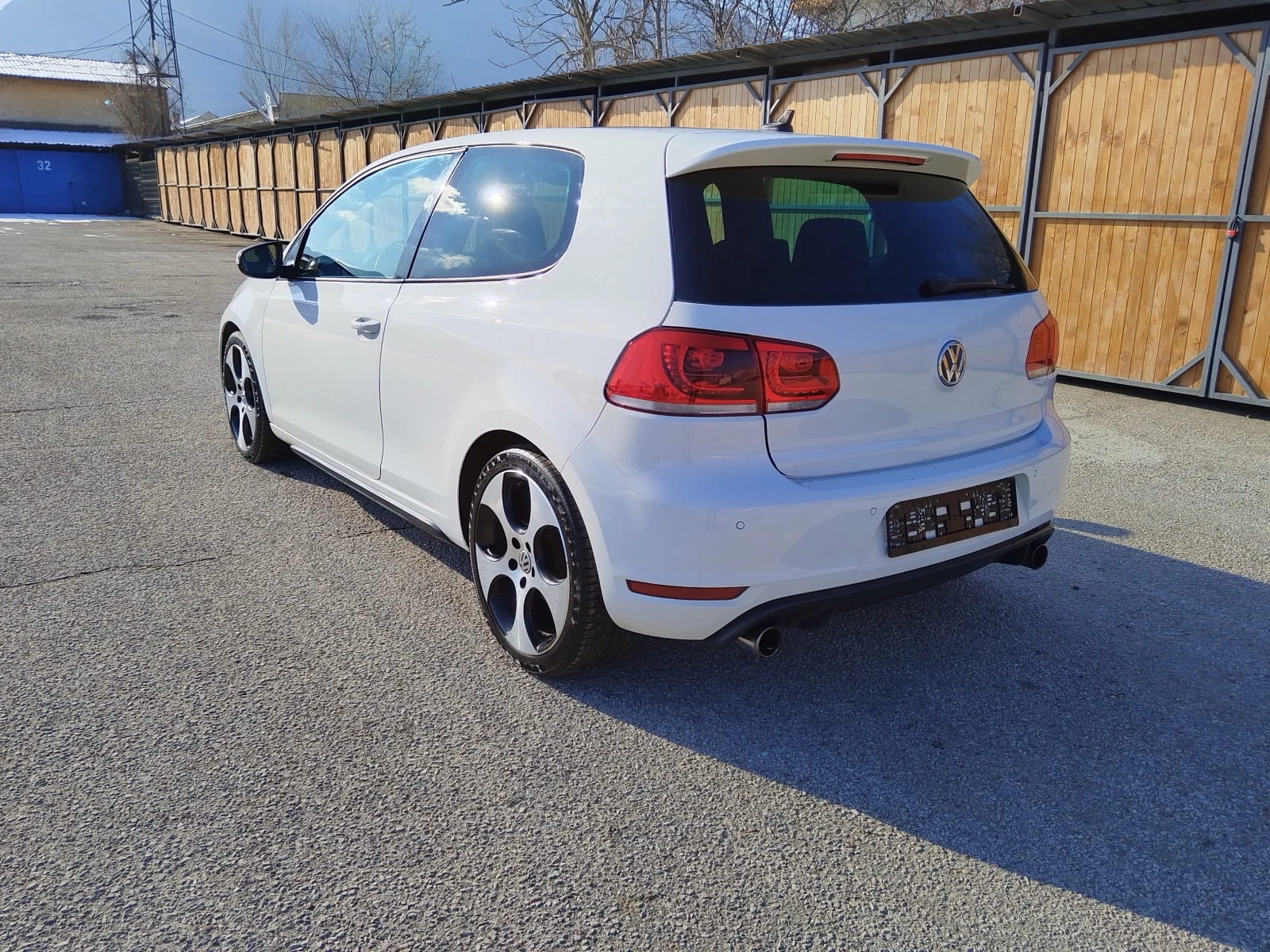 VW Golf GTI 211h.p - изображение 3