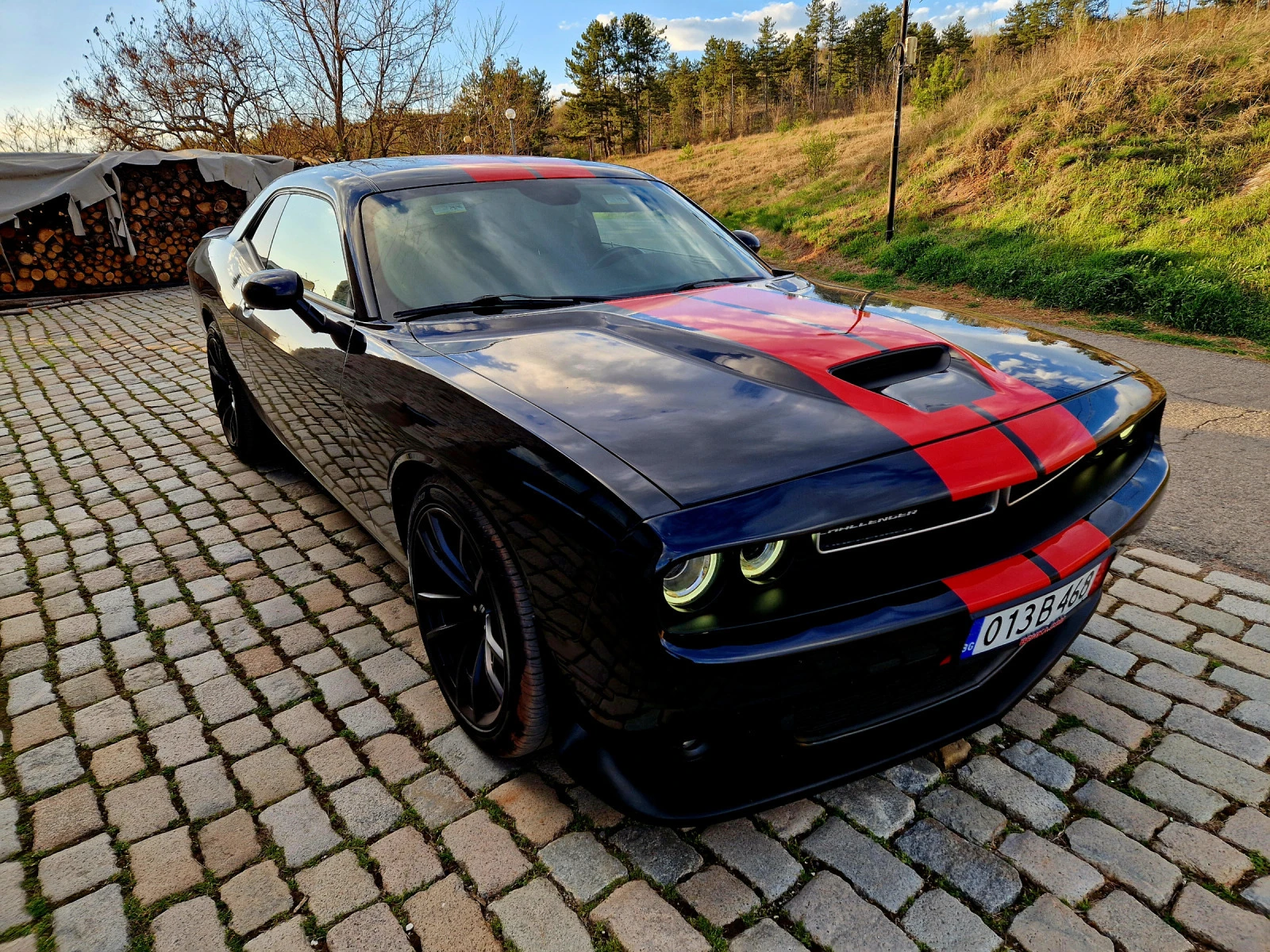 Dodge Challenger 5.7 HEMI - изображение 2