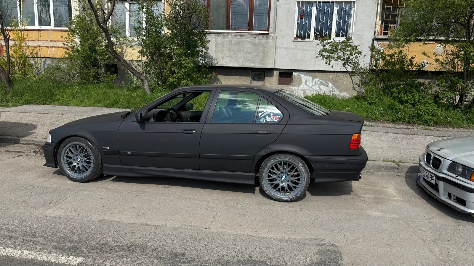 BMW 318  - изображение 2