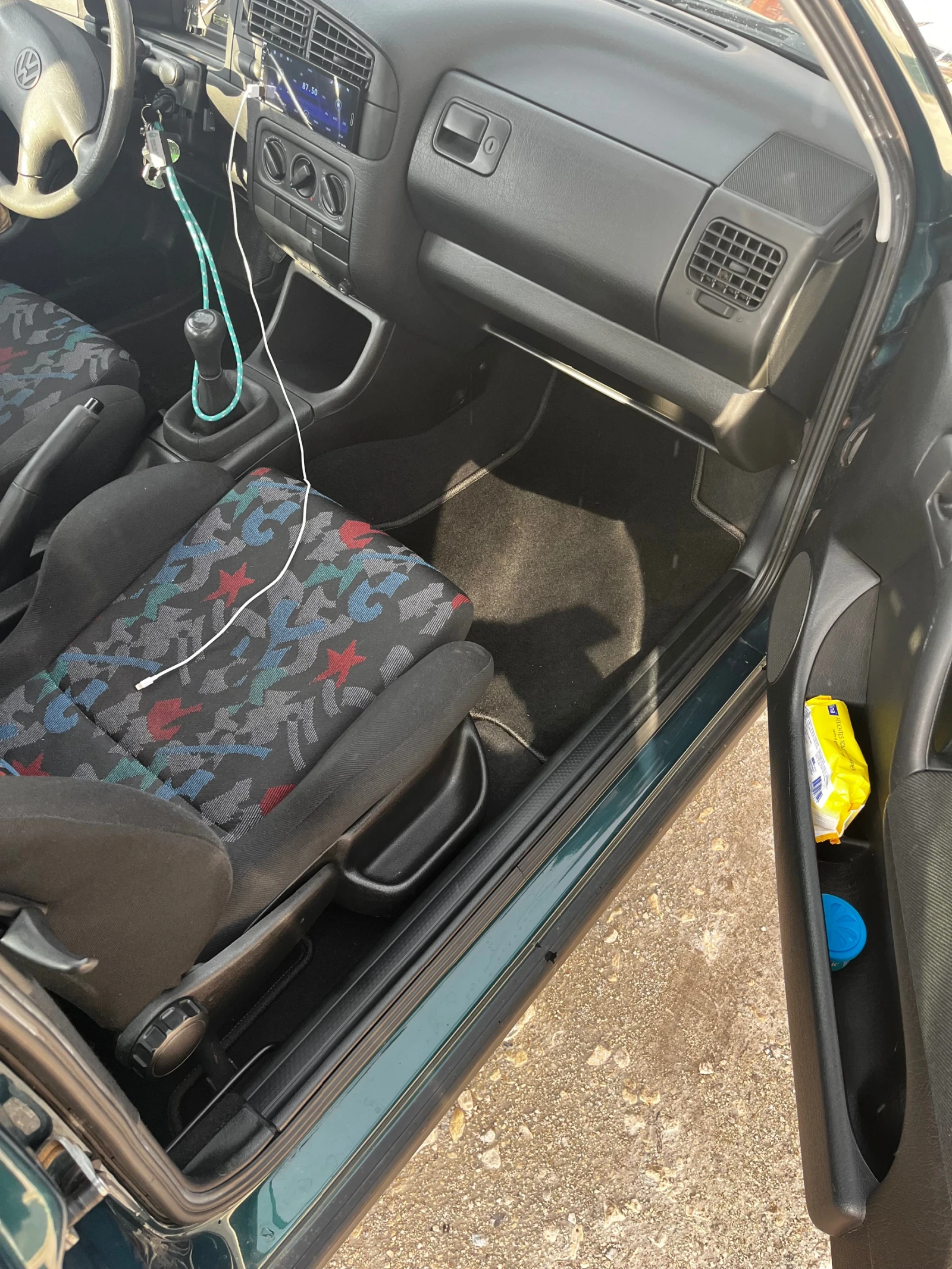VW Golf  - изображение 10
