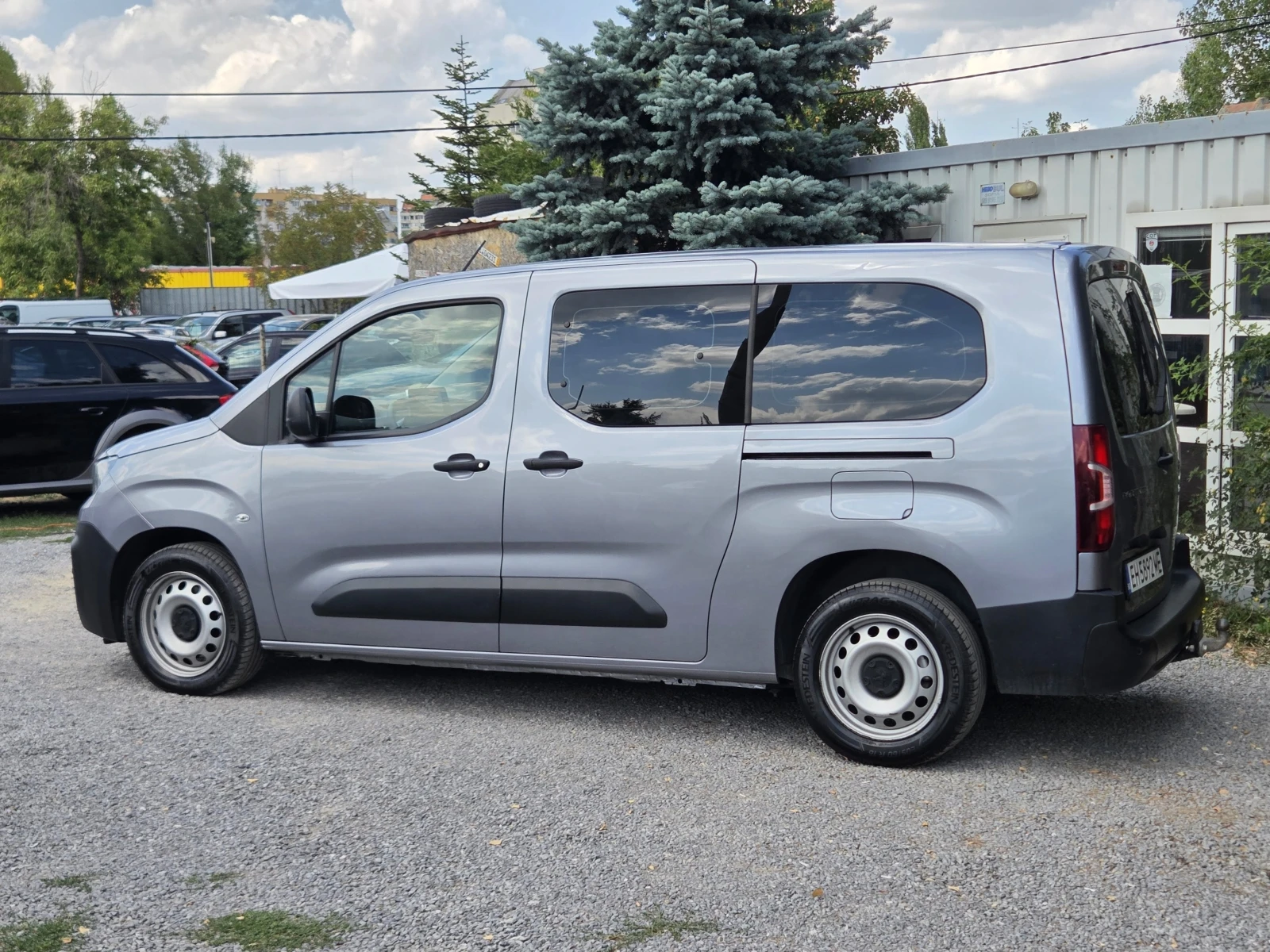Peugeot Partner 1.5HDI 130hp АВТОМАТИК/NAVI/EURO 6D - изображение 4