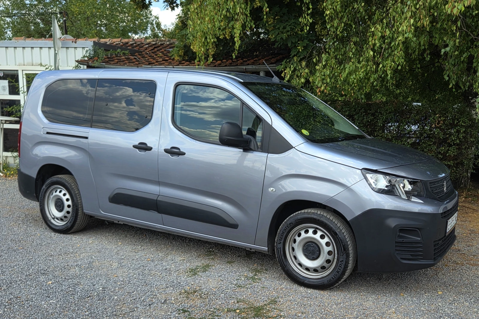 Peugeot Partner 1.5HDI 130hp АВТОМАТИК/NAVI/EURO 6D - изображение 3