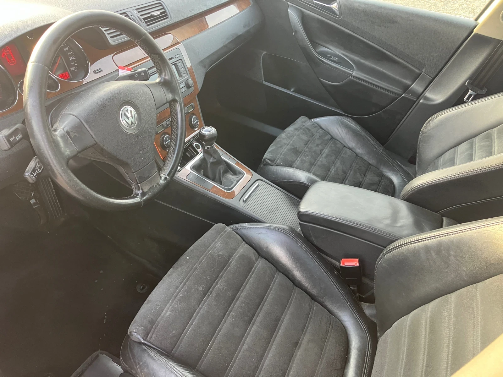 VW Passat 2.0 TDI - изображение 8