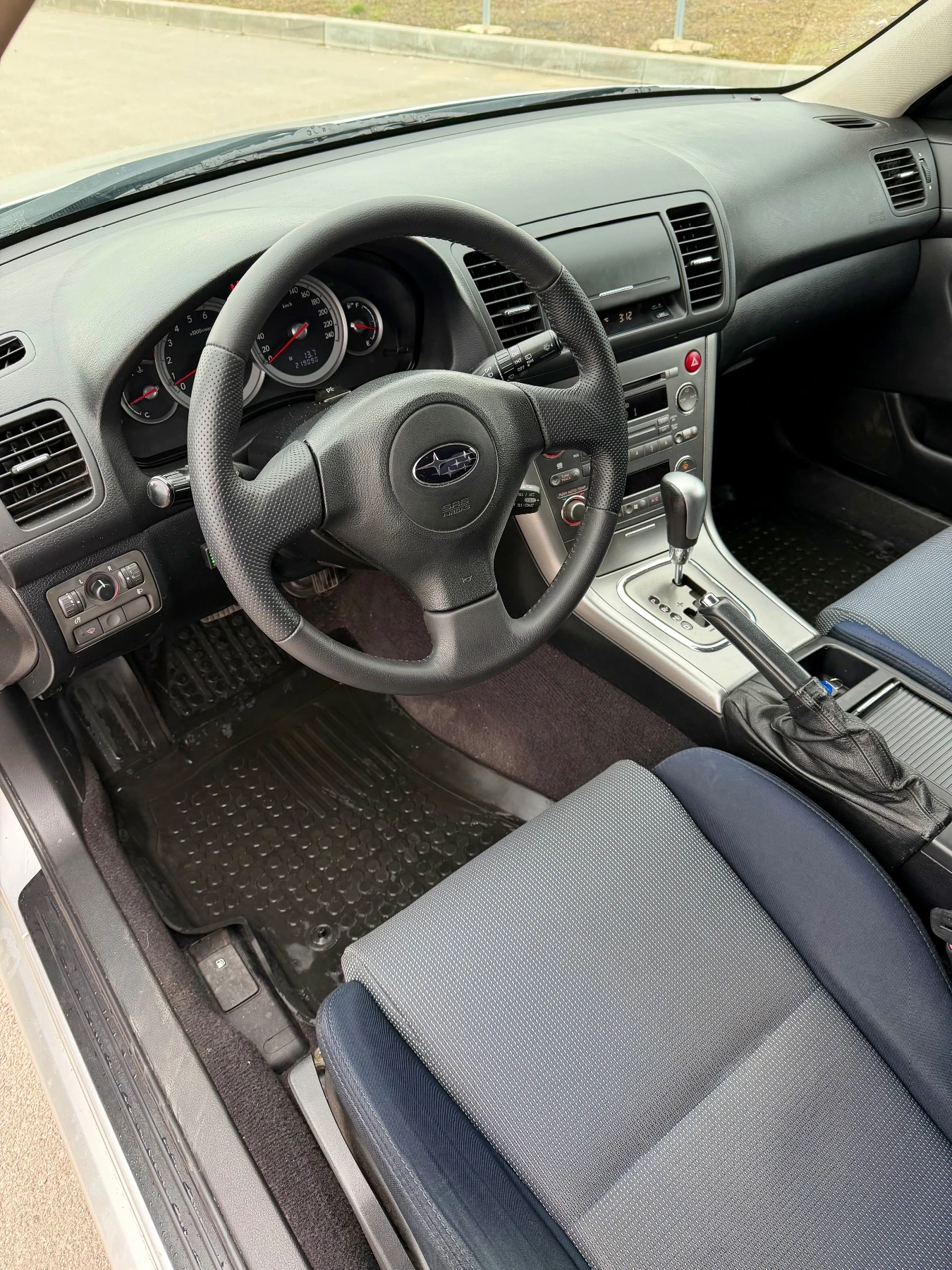 Subaru Legacy 2.0R  | Mobile.bg � ����������� 5