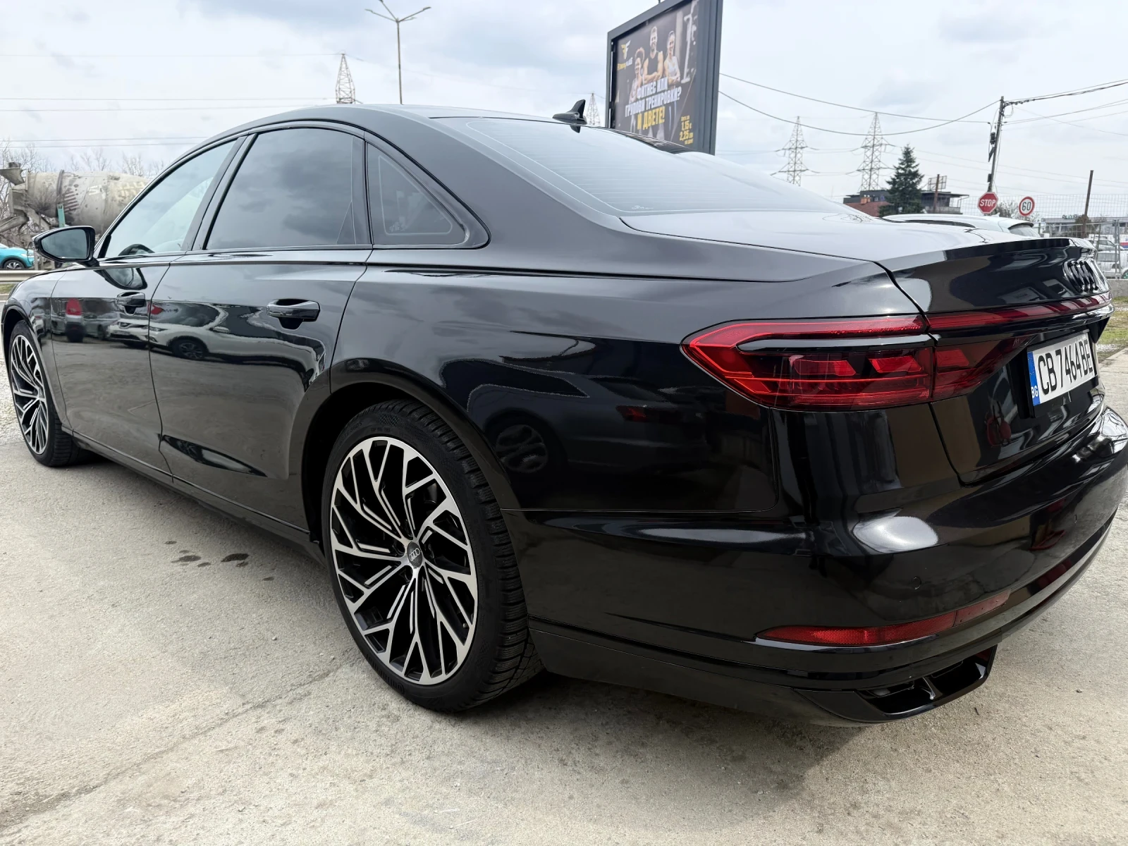 Audi A8 5.0 TDI S-line MATRIX DISTR KAMERA , снимка 8 - Автомобили и джипове - 53928555