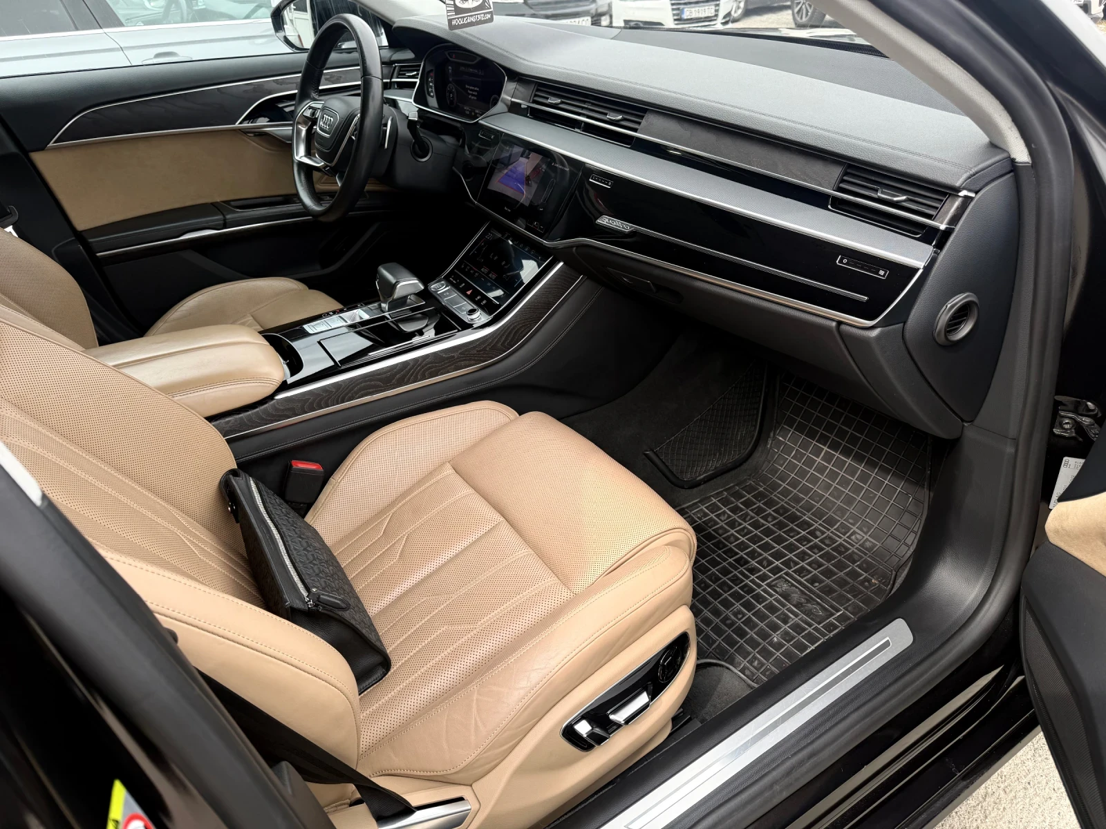 Audi A8 5.0 TDI S-line MATRIX DISTR KAMERA , снимка 15 - Автомобили и джипове - 53928555