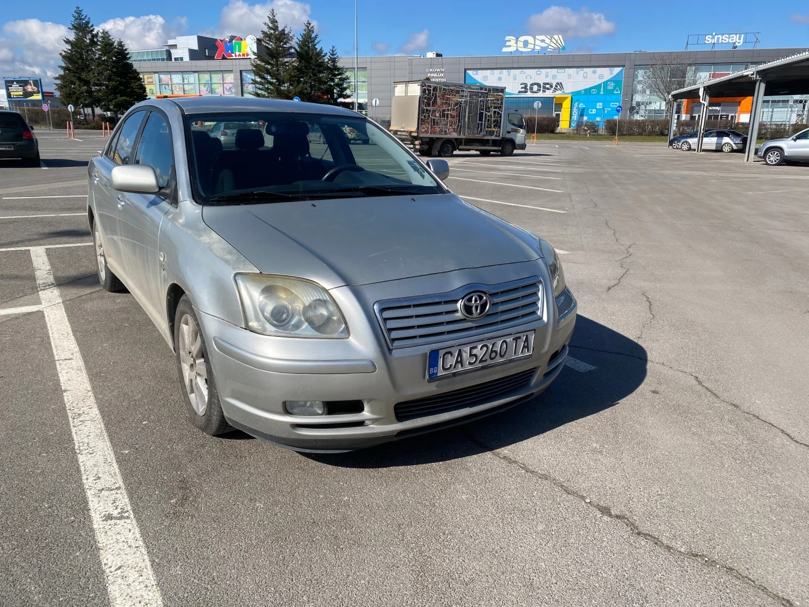 Toyota Avensis 2.0 D4D, снимка 4 - Автомобили и джипове - 54030341