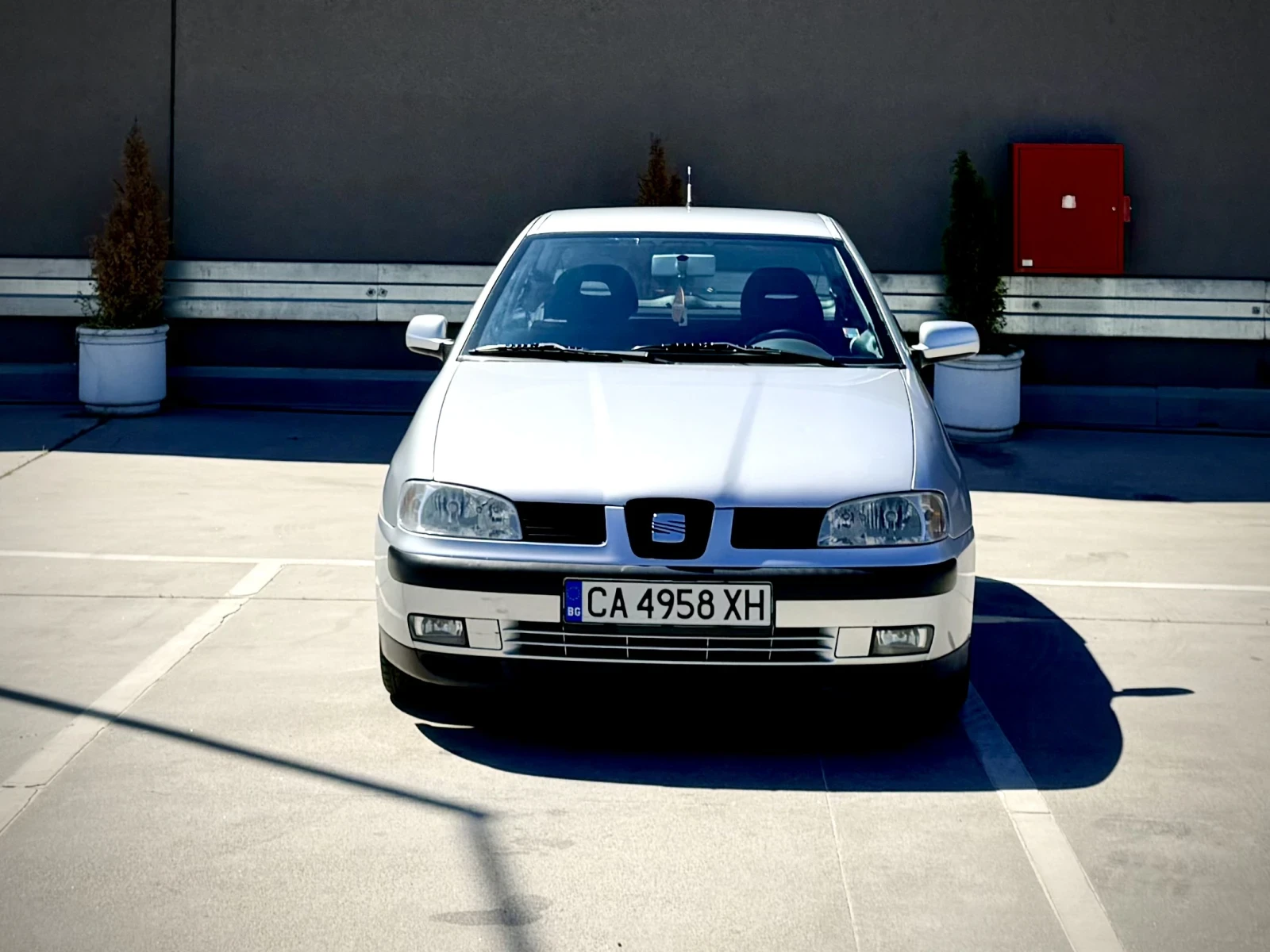 Seat Ibiza, снимка 2 - Автомобили и джипове - 54329136